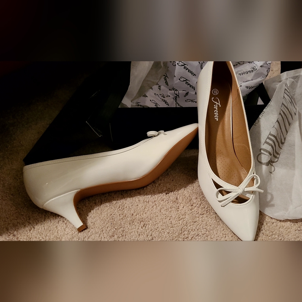 White faux patent leather heel - Picture 2 of 4